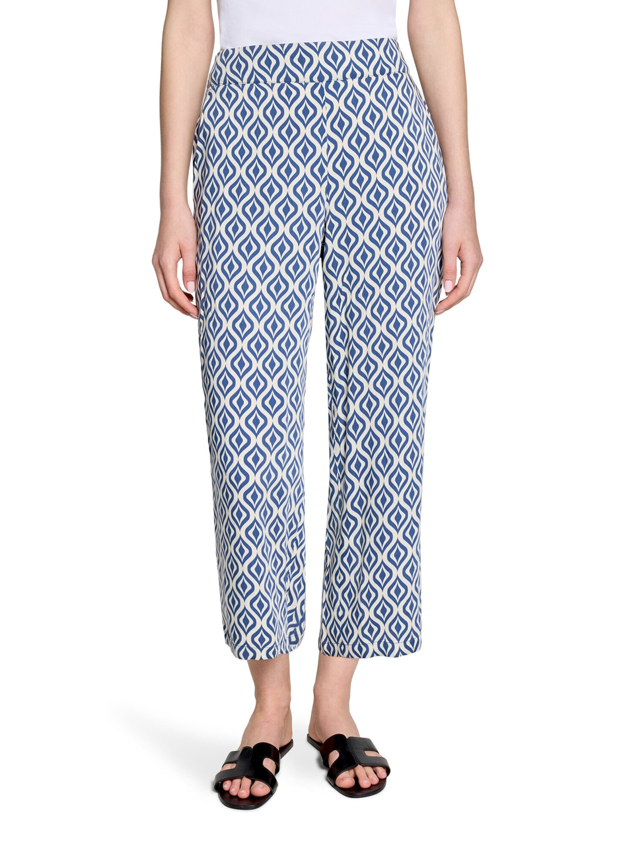 Betty Barclay Loosefit Broek in Blauw: voorkant