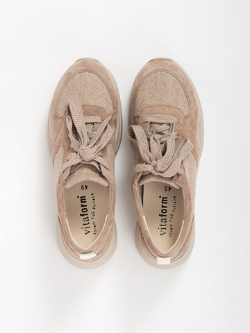 Sneaker bassa di VITAFORM in beige