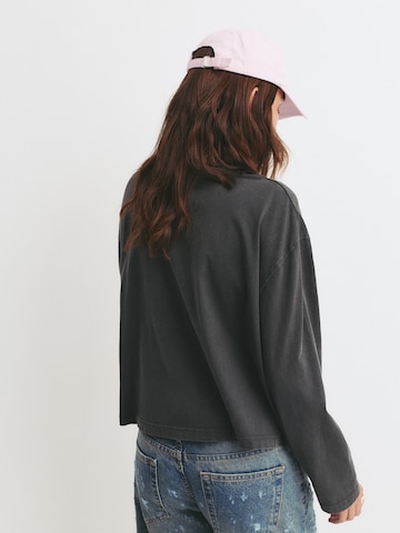 T-shirt Pull&Bear en gris