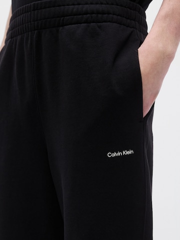 Effilé Pantalon 'NANO' Calvin Klein en noir