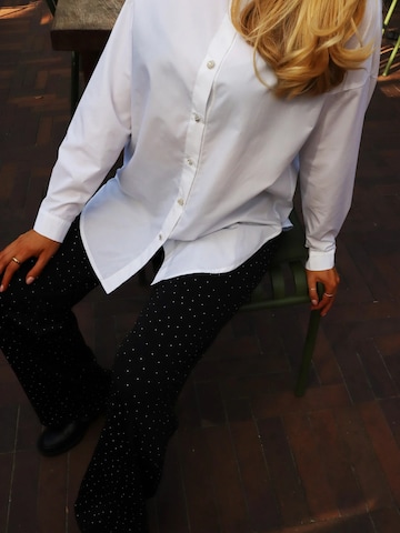 Maglietta ' SARA ' di Liberte Essentiel in bianco