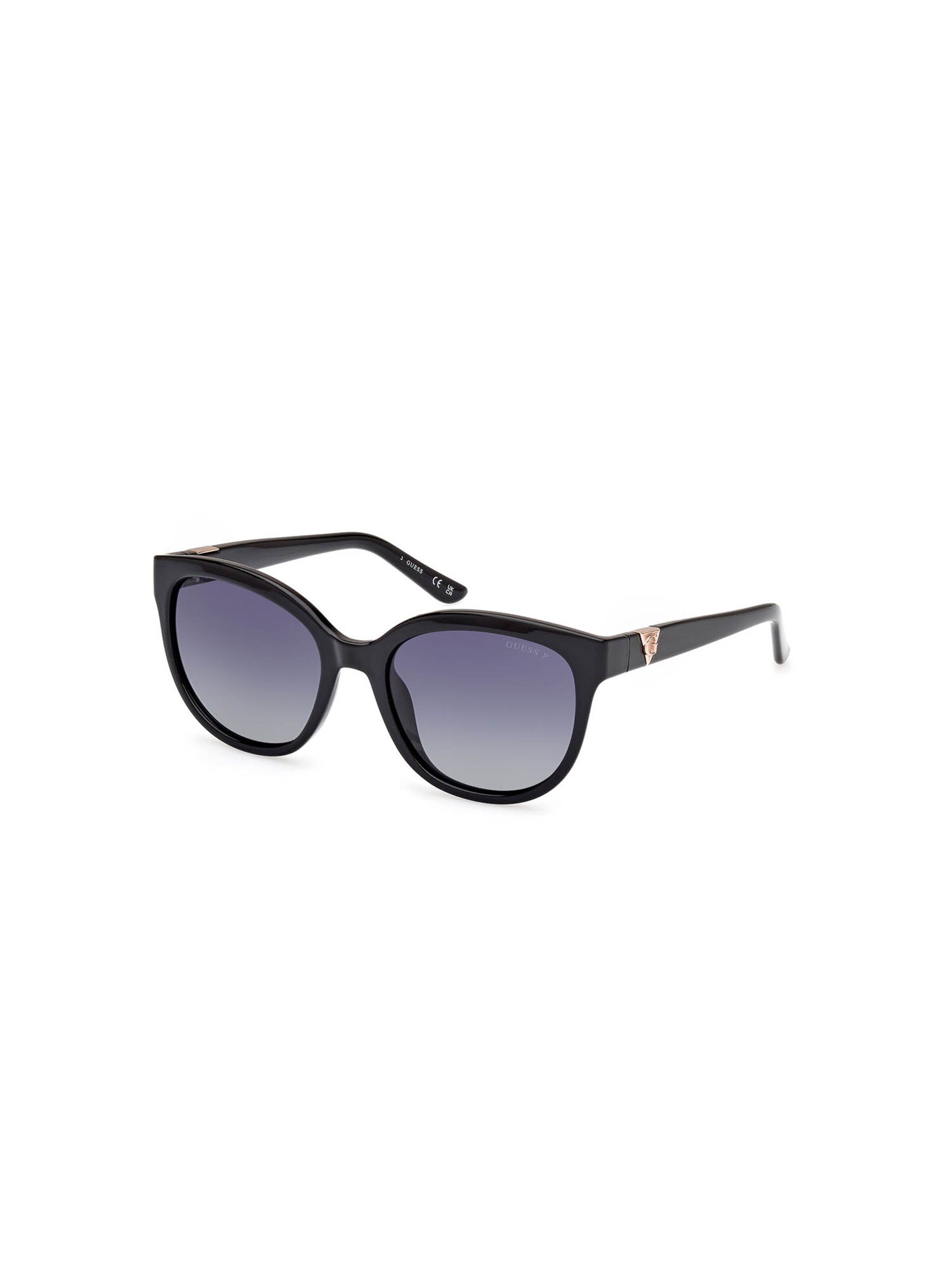 GUESS Sunglasses in Black: front