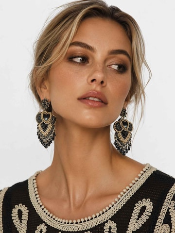 RteRme - Brincos 'Allison Earrings' em preto: frente