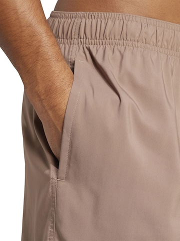 Pantaloncini sportivi da bagno di ADIDAS SPORTSWEAR in marrone