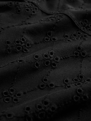 The Set Top in Schwarz