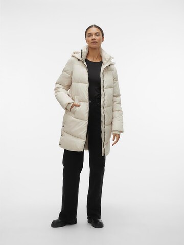 VERO MODA - Abrigo de invierno en beige