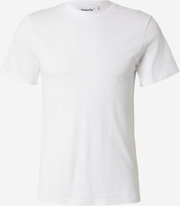 Everly Tshirt in Weiß: Vorderseite