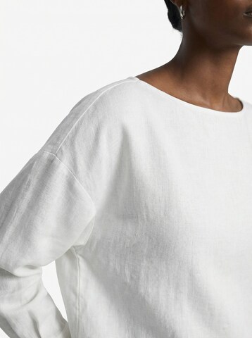 The Base Theory Блуза 'LINEN BLOUSE' в бяло
