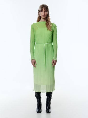 EDITED - Vestido 'Mika' em verde: frente