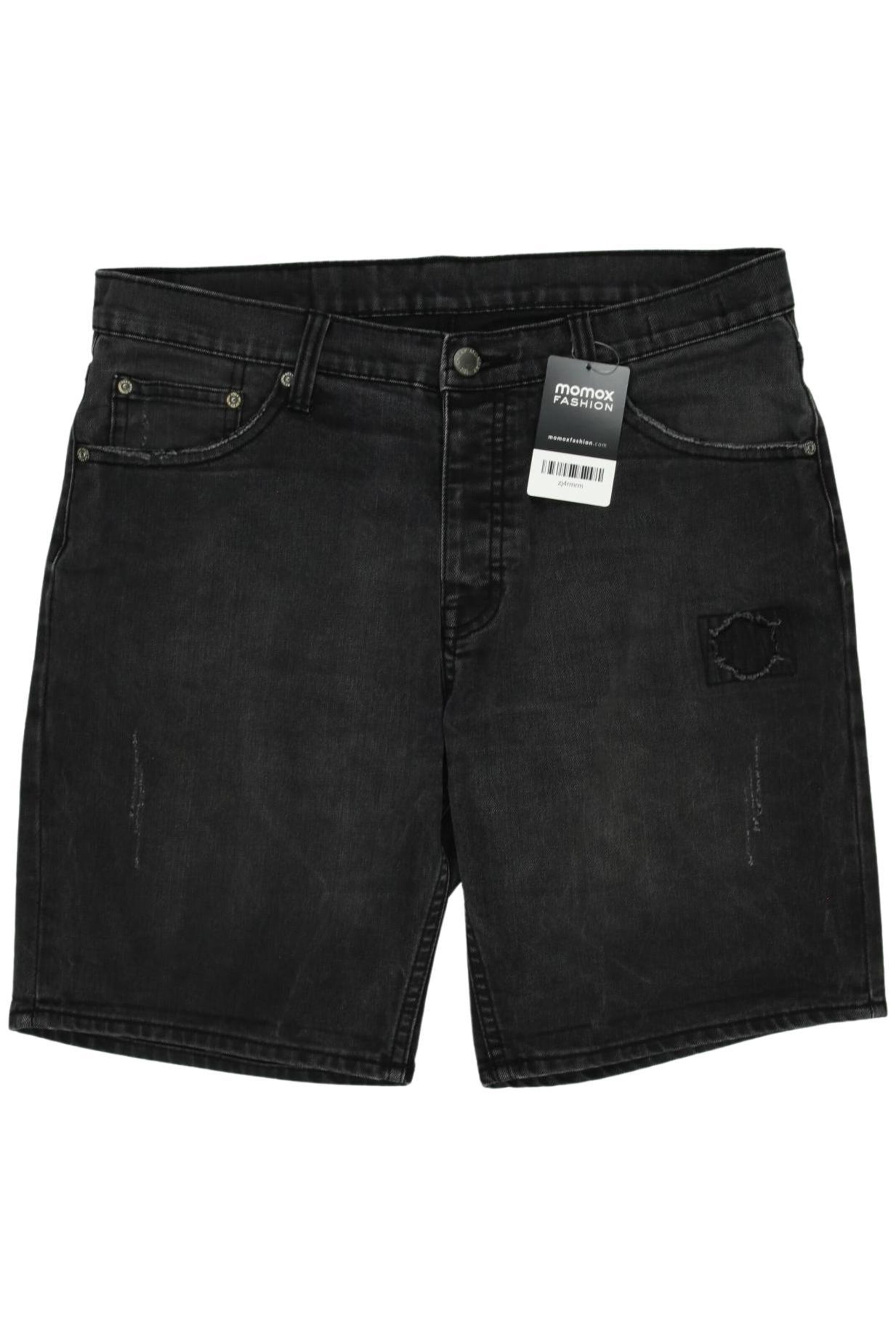 CHEAP MONDAY Shorts in 31 in Black: front