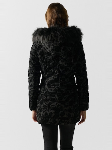KOROSHI - Chaqueta de invierno en negro