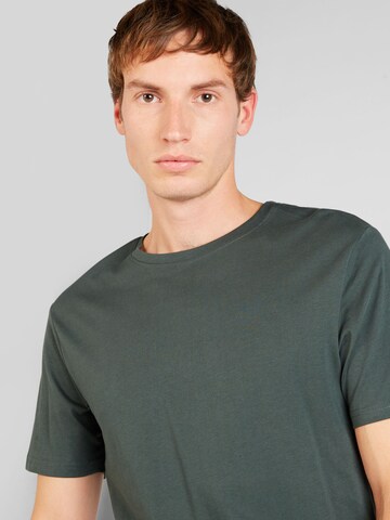 Only & Sons Regular Fit T-Shirt 'Matt' in Grün