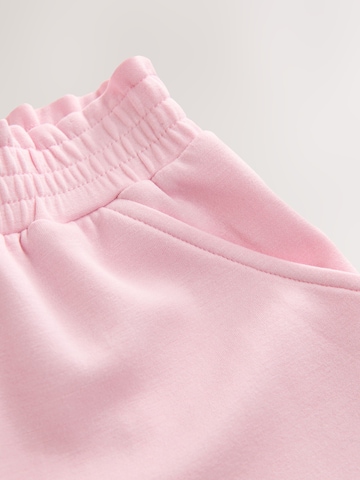 Next Set in Pink