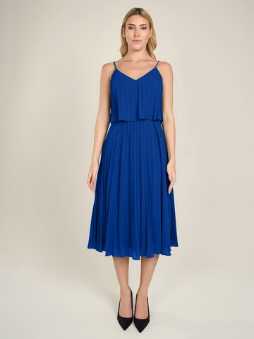 APART kurzes Plisseekleid in Blau