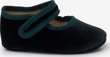 Pisamonas - Bailarina en verde: frente