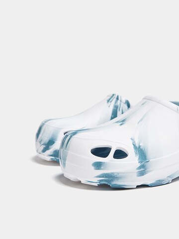 Pantoufle Pull&Bear en bleu