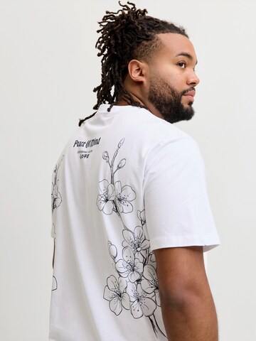 T-Shirt 'JOROriental' Jack & Jones Plus en blanc