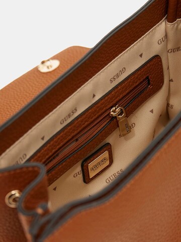 GUESS Torba na ramię 'Guess Sac Bandoulière Calista Top Zip Shou Caramel BG733421' w kolorze brązowy