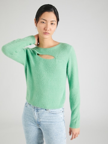 ONLY Sweater 'PIUMO' in Green: front