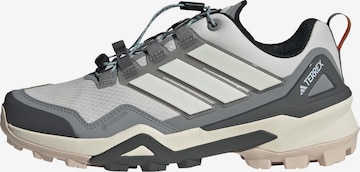 ADIDAS TERREX Flats 'Skychaser' in Grey: front