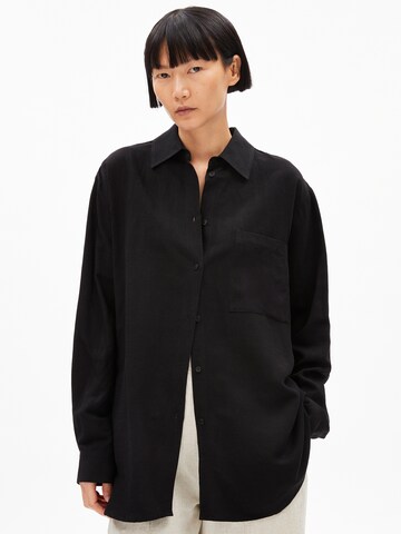 ARMEDANGELS Blouse in Black: front