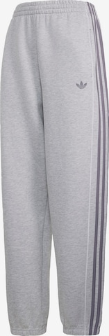 Pantalon 'Adicolor' ADIDAS ORIGINALS en gris : devant