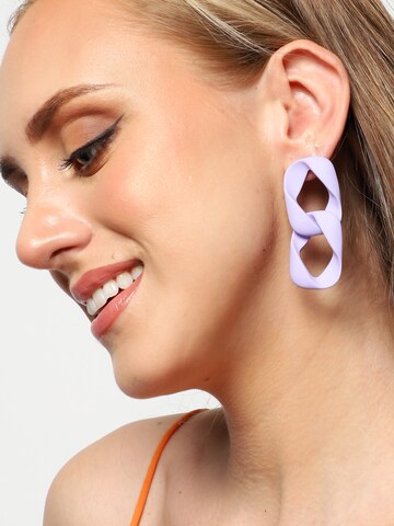 SOHI Earrings 'Virlen' in Purple