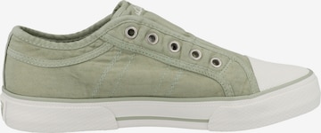 s.Oliver - Sapatilhas slip-on em verde