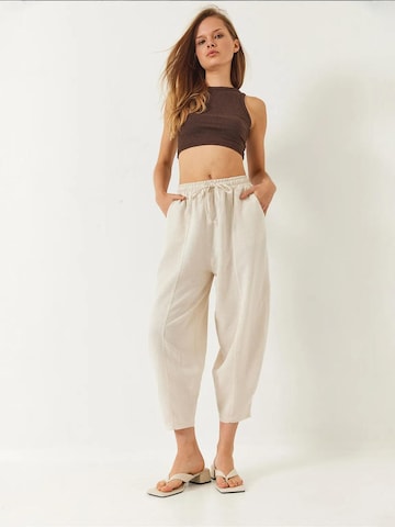 Wide leg Pantaloni di Bianco Lucci in beige