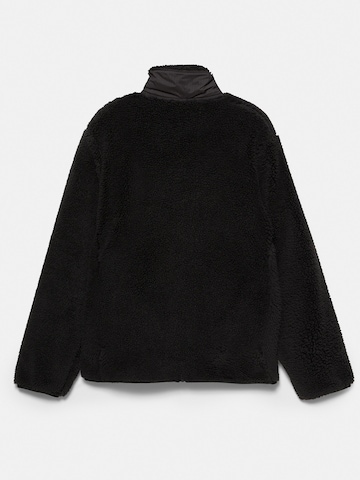 Pull&Bear Prehodna jakna 'STWD' | črna barva