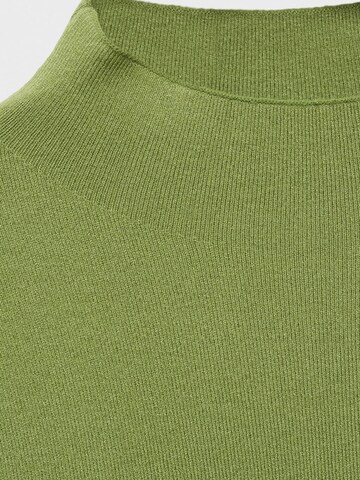 Pull-over 'CHIMNEY' MANGO en vert