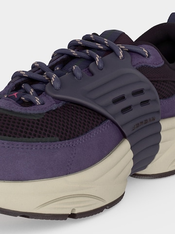 Jordan Rövid szárú sportcipők 'Trunner' - lila