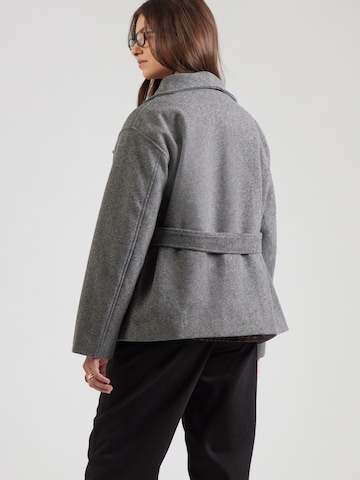 Gina Tricot Overgangsjakke i grå