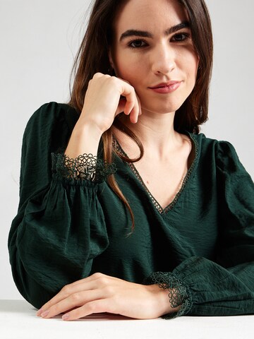 JDY - Blusa em verde