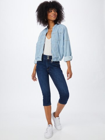 s.Oliver Slimfit Jeans 'Betsy' in Blau