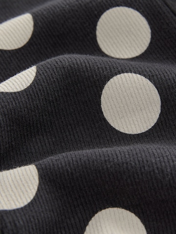 Next Na zvonec Pajkice | črna barva