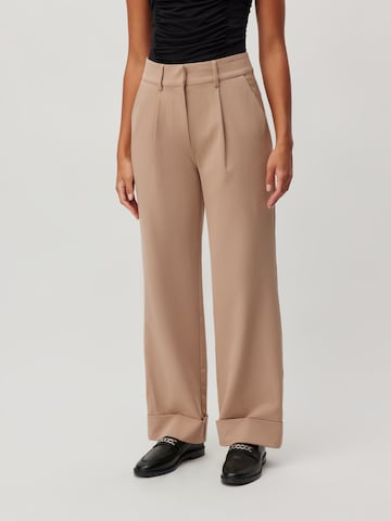 évasé Pantalon à pince 'Pina' LeGer by Lena Gercke en beige : devant