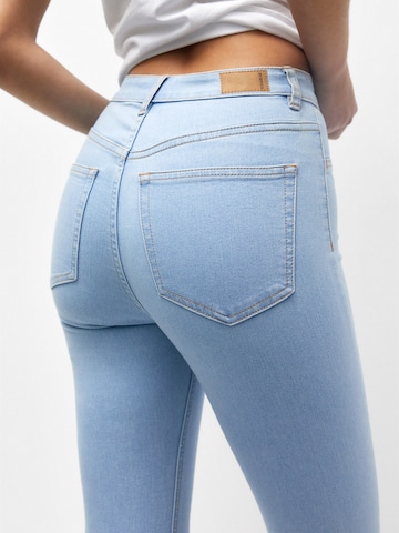 Pull&Bear Skinny Jeans in Blau