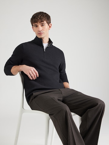 Pull-over Abercrombie & Fitch en noir : devant