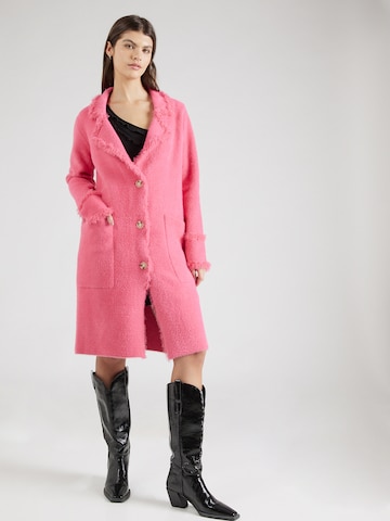 RINO & PELLE Вязаное пальто 'Catena' в Ярко-розовый: спереди