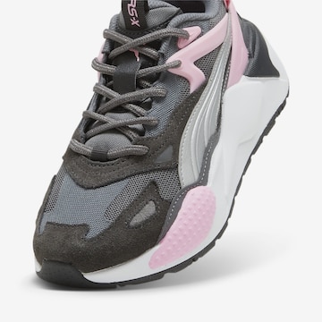 Baskets PUMA en gris