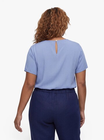 ONLY Carmakoma - Blusa 'CARVICO' en azul