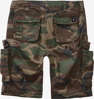 Brandit Regular Shorts in Grün