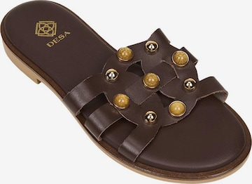 Mule 'DESA Damen-Ledersandalen mit Perlenbesatz' Desa en marron : devant