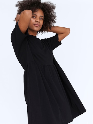 Robe 'Kerry' Noisy may en noir