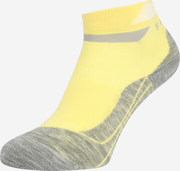 FALKE Αθλητικές κάλτσες 'FALKE' σε κίτρινο: μπροστά