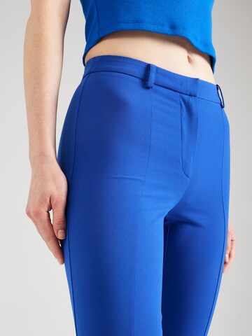 Slimfit Pantaloni de la PATRIZIA PEPE pe albastru