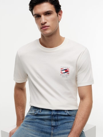 TOMMY HILFIGER Shirt in White