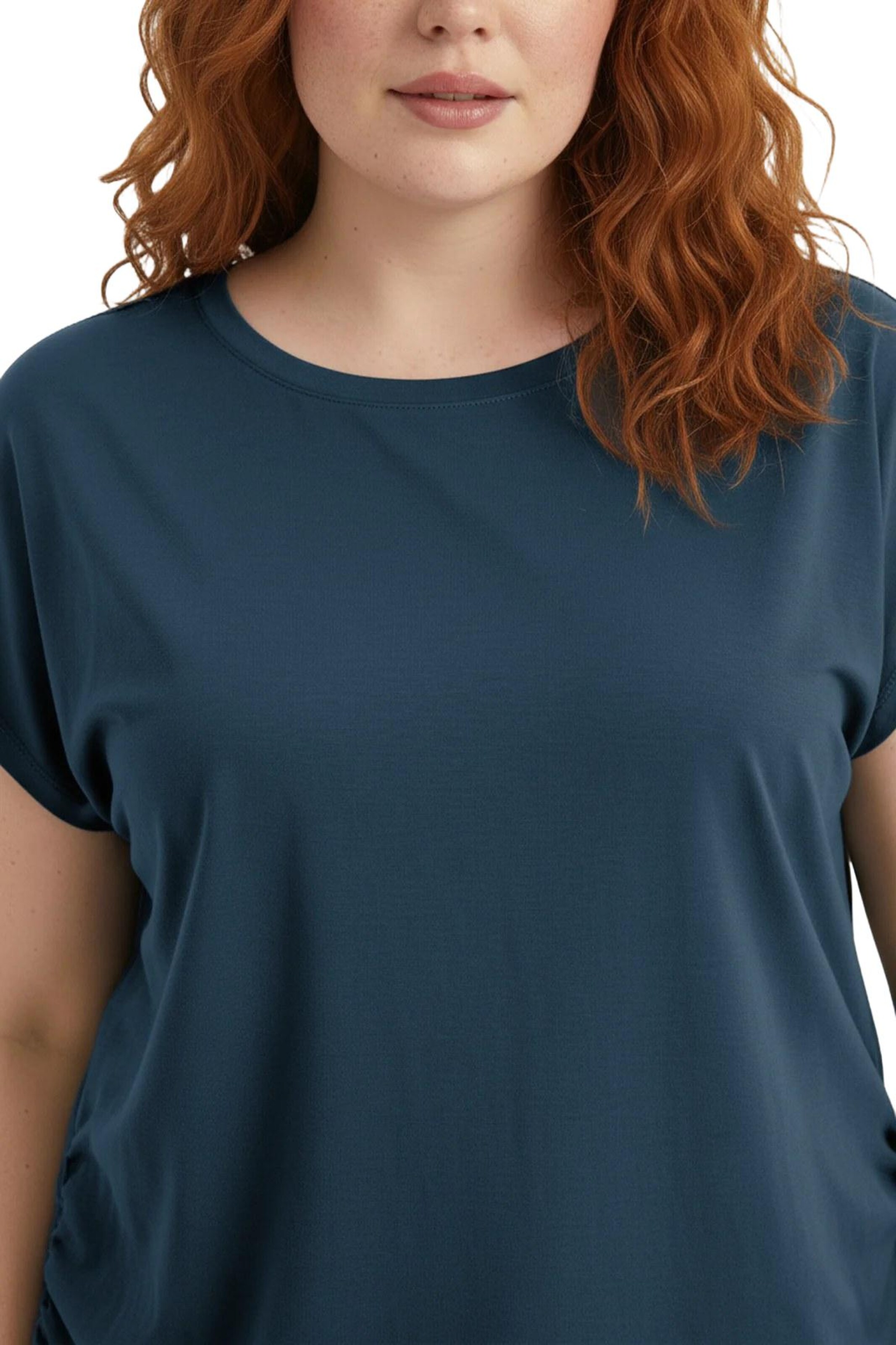 Shape Of You T-Shirt in Blau
