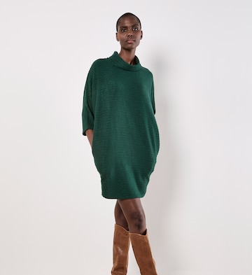 Apricot Dress ' ' in Green